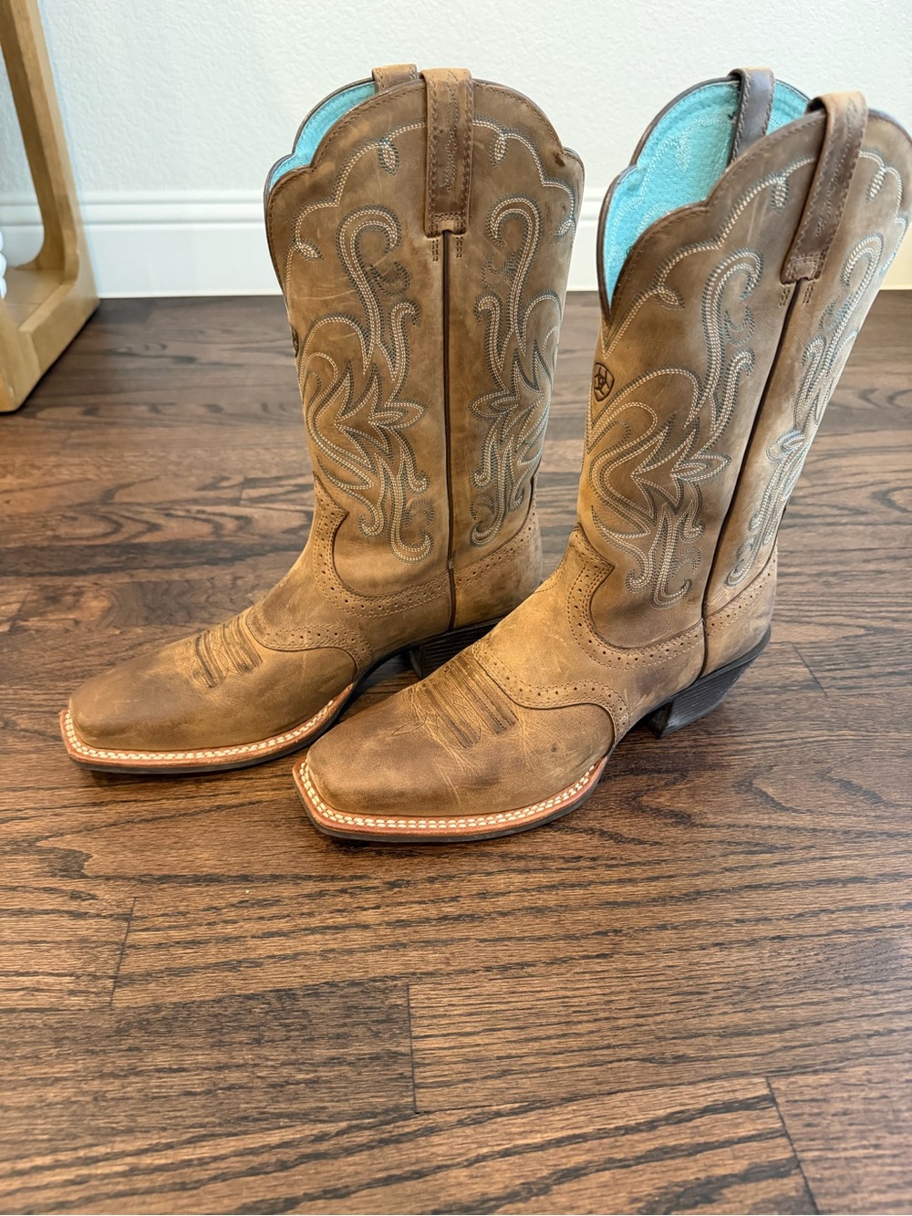 Ariat Tan/Brown Embroidered Western Heeled Boots